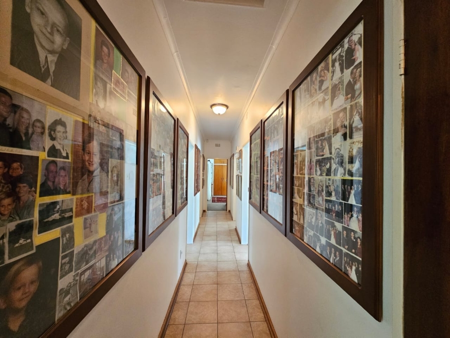 6 Bedroom Property for Sale in Grimbeeck Park North West